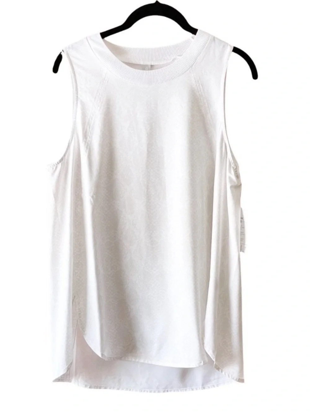 Athleta Zephyr Muscle Tank White Python Print Split Hem Sz Medium
